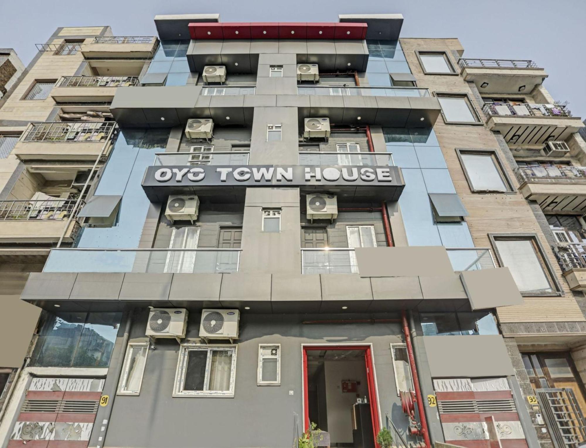 Hotel Super Townhouse Mannat Rohini 16 à Delhi  Extérieur photo